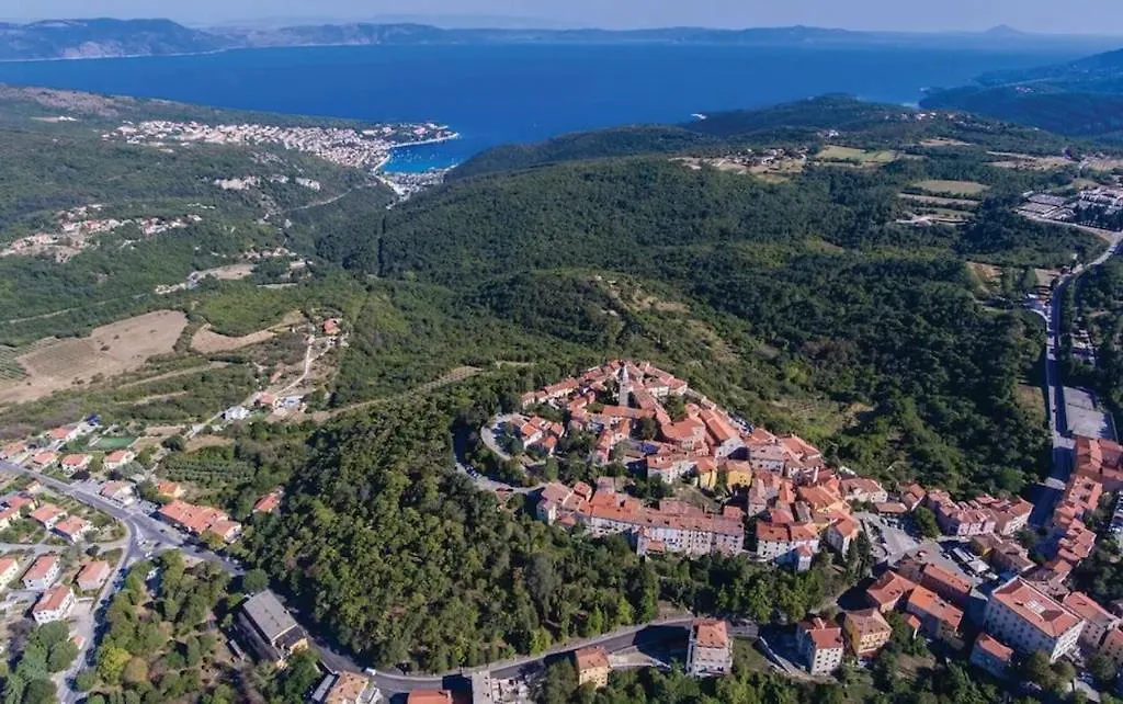 Breathtaking Villa With A Private Pool Labin